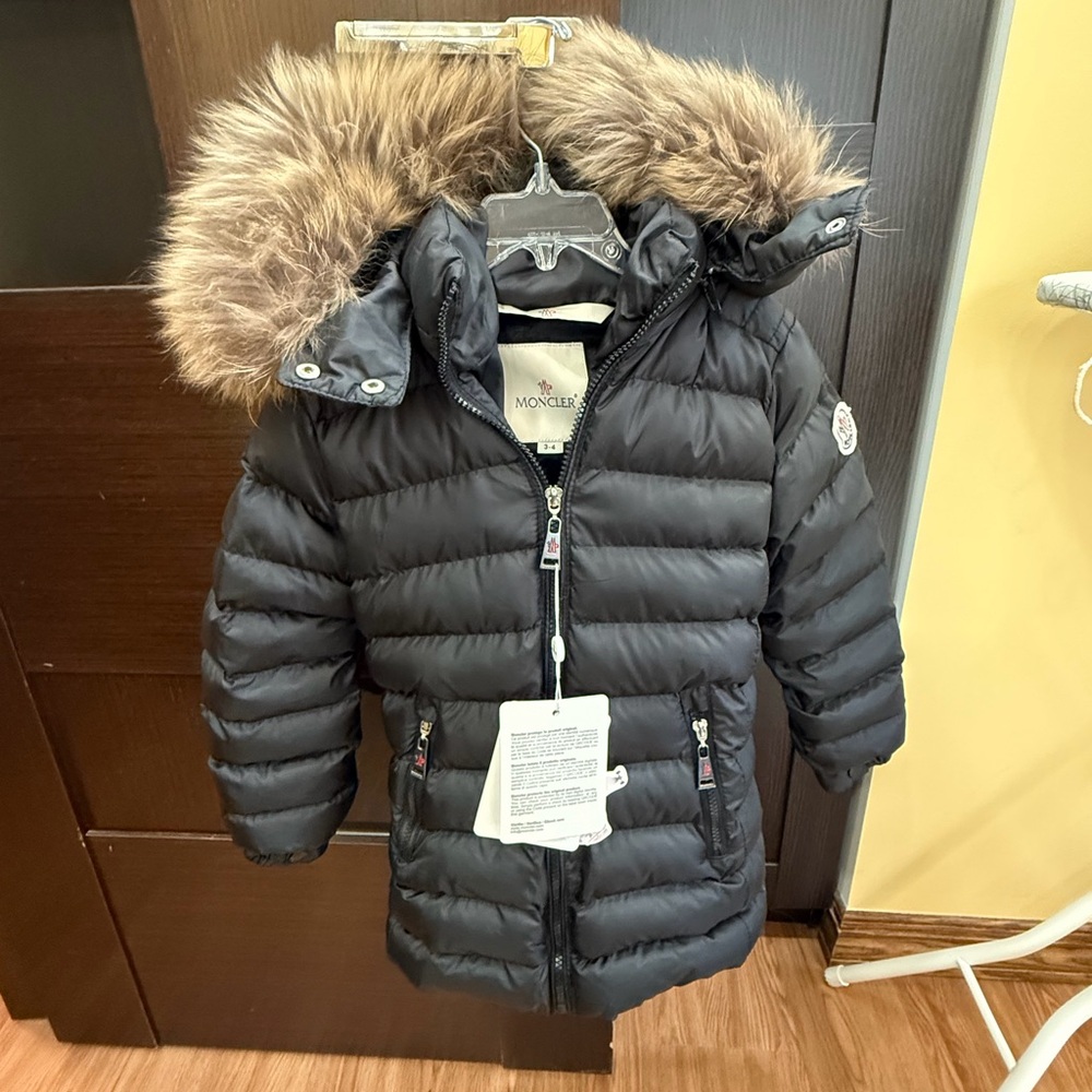 Moncler Elegant Black Fur Jacket